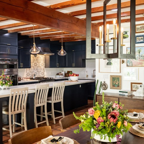 An eclectic, farmhouse-style kitchen