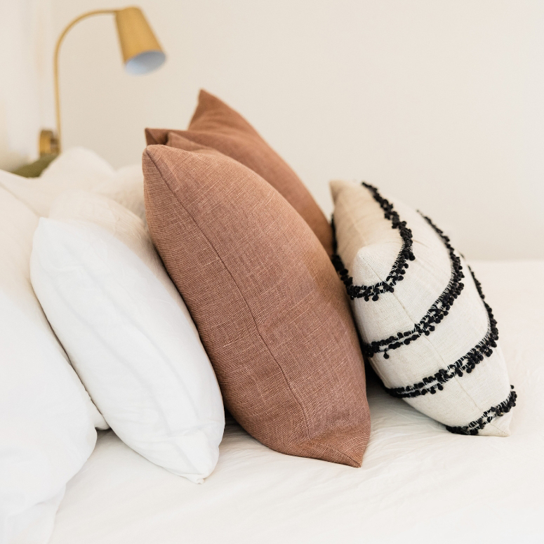 https://assets.hgtv.ca/wp-content/uploads/2021/11/How-to-Arrange-Pillows-on-Your-Bed-and-Sofa-According-to-a-Decor-Expert-CoreLens.jpg