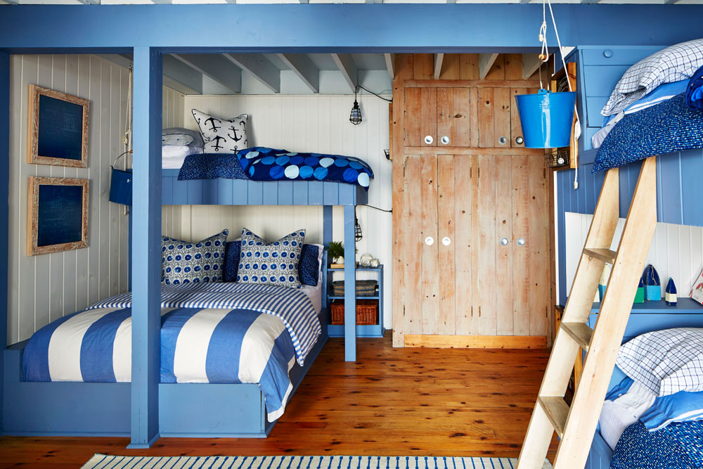 Nautical kids' cottage bedroom design by Sarah Richardson.