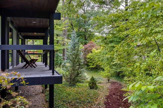 Award-Winning Mid-Century Modern Masterpiece in St. Catharines Sells ...