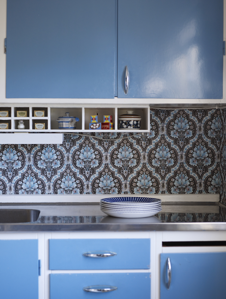 Mosaic tiles in kitchen backsplash