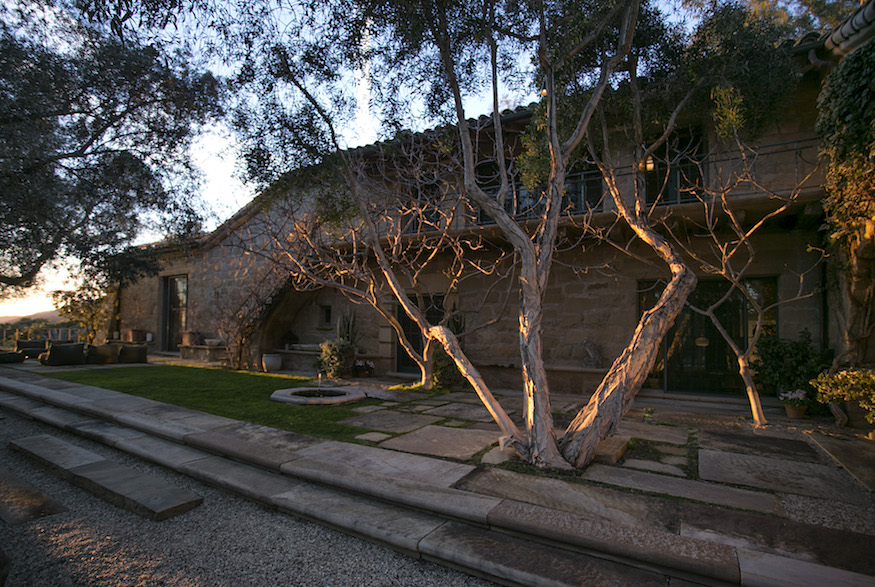 Ellen DeGeneres Selling $45M Estate - The Villa