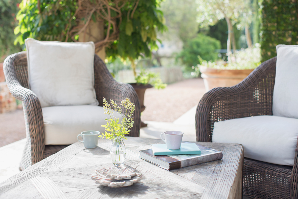 How to Clean Your Outdoor Furniture