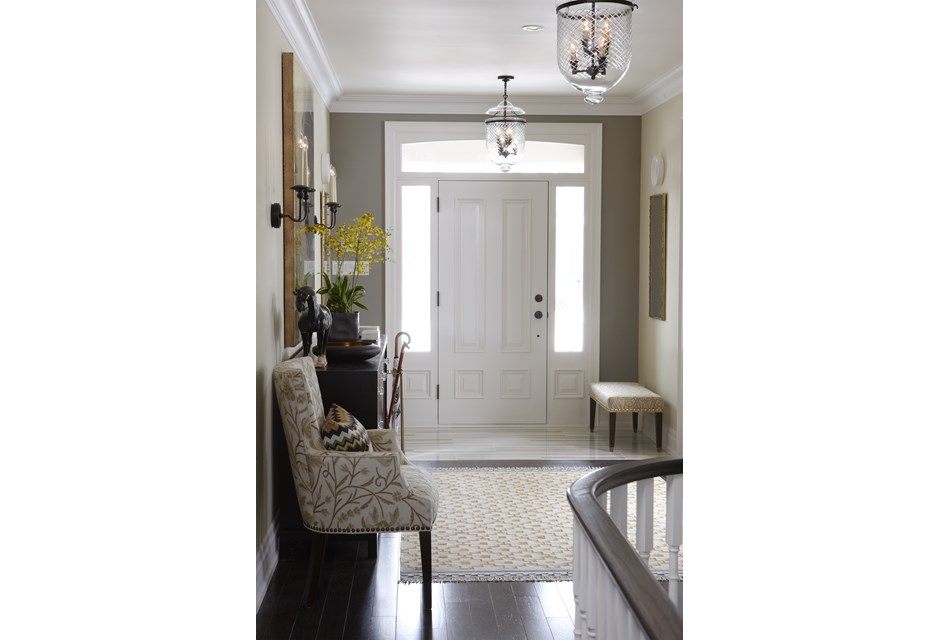 A Bright and Spacious Entryway