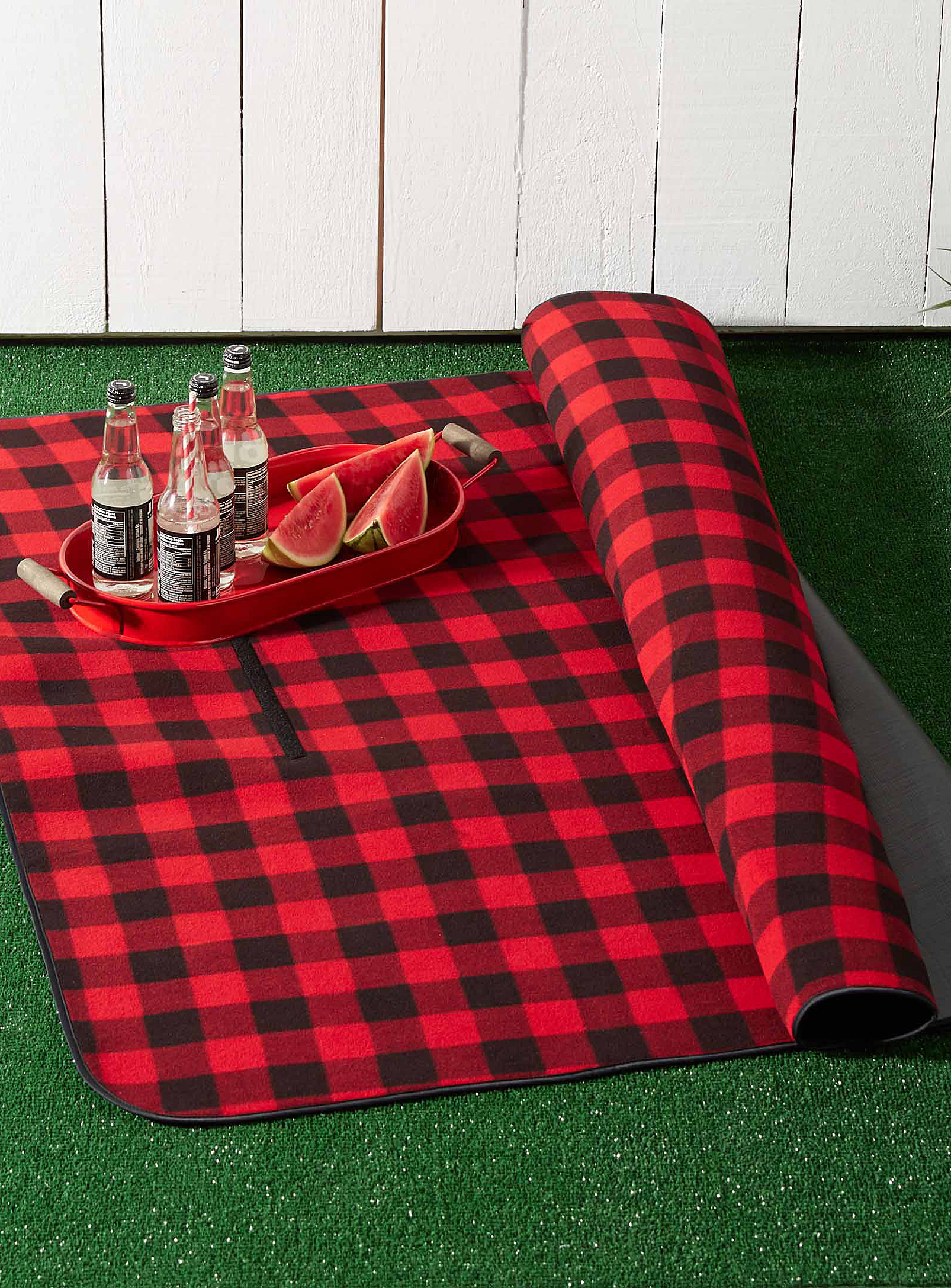 Stylish buffalo check picnic blanket