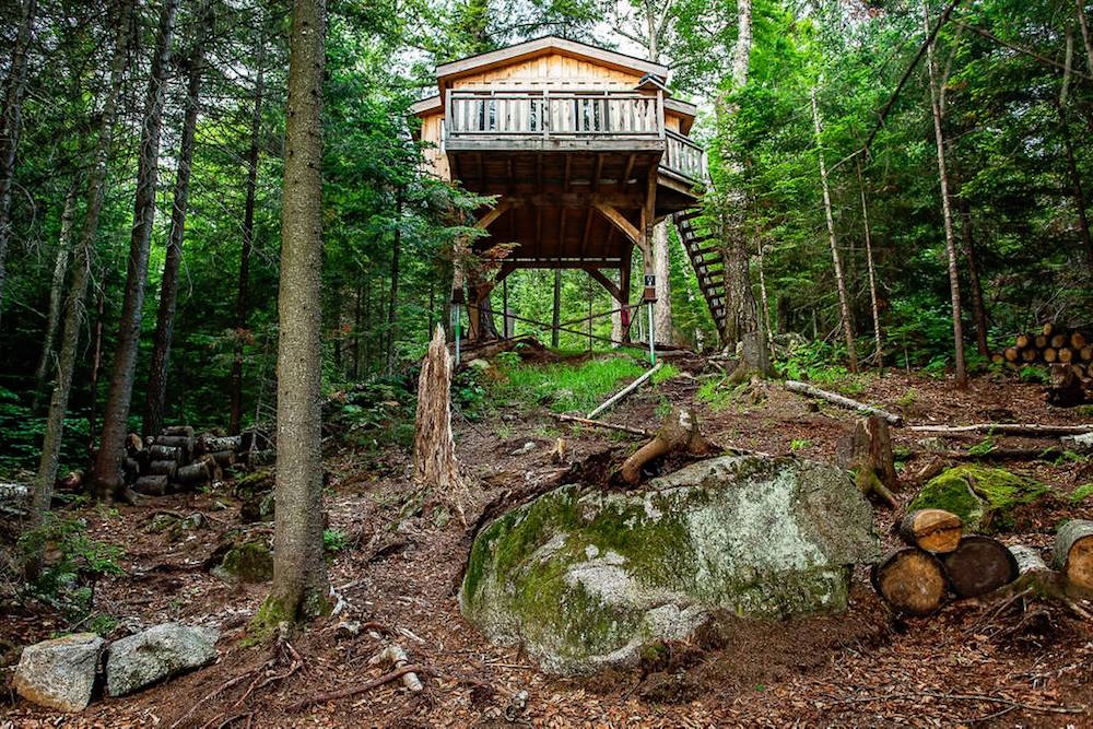exterior cabin with porch in forest