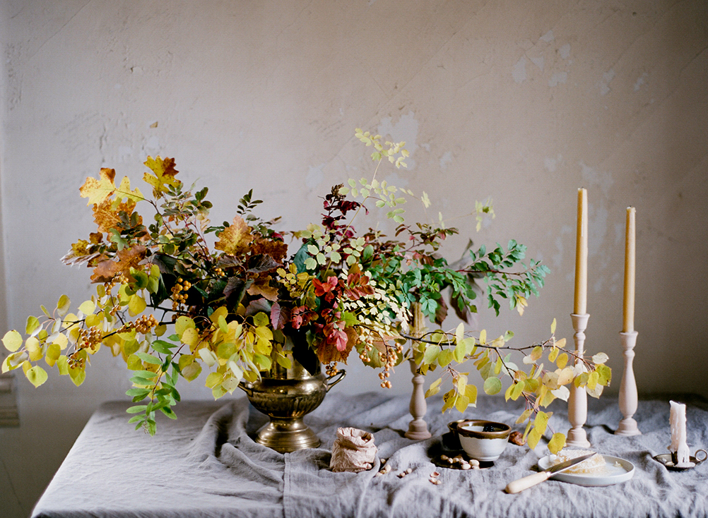 Gorgeous floral arrangement inspired by fall's foliage