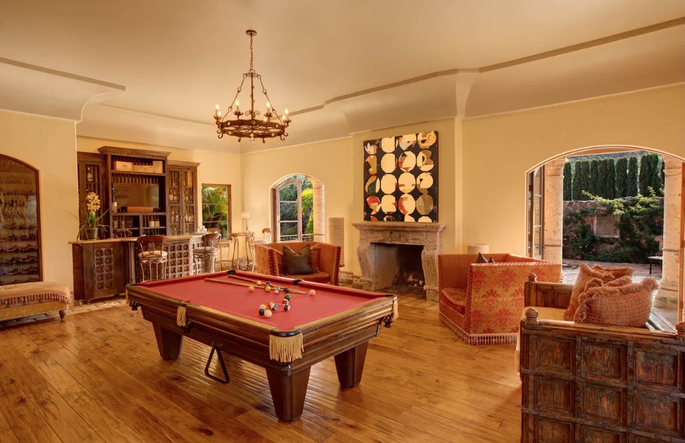 Billiards room in Bachelor Mansion