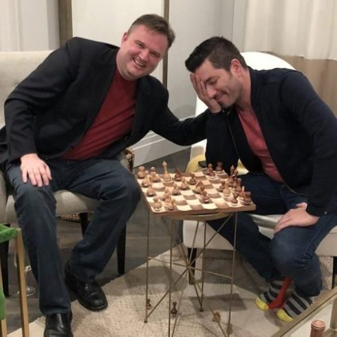 Jonathan Scott and friend playing chess