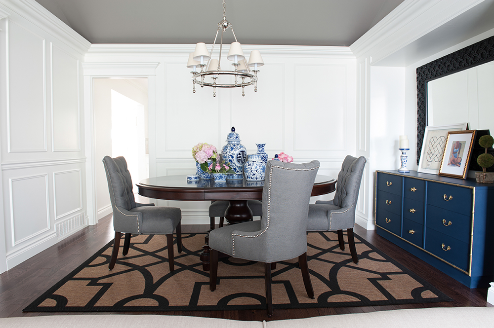 A round dining room table helps induce great conversations.