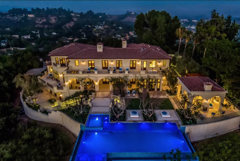 Beverly Hills Airbnb rented by Drake