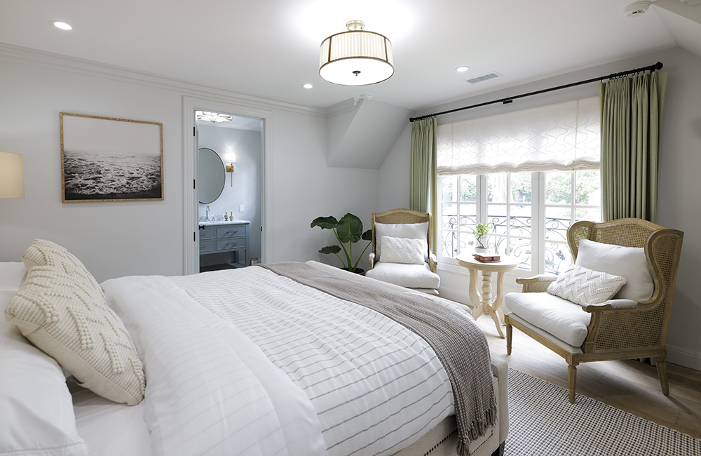 A relaxed earth-tone bedroom