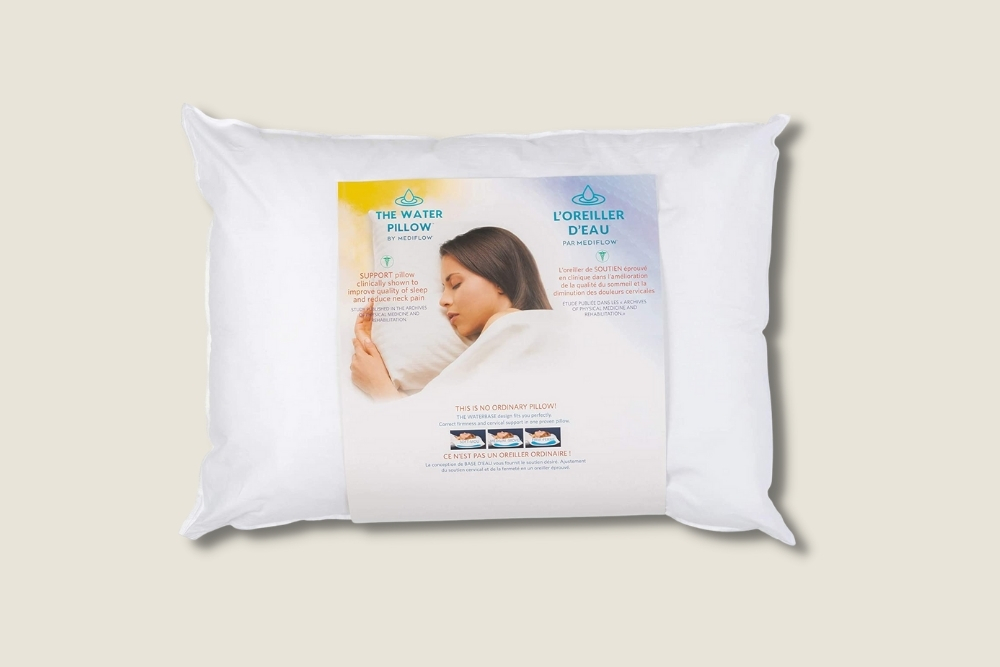 Mediflow pillow in a light beige background.