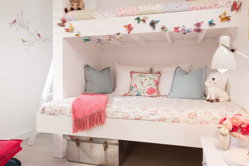 Sweet pink and white girl's room