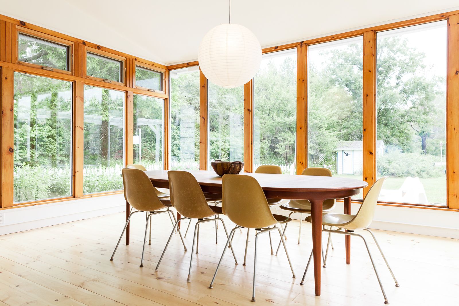 Dining room with vintage Eames chairs
