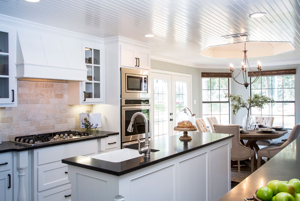Kitchen with terracotta backsplash for an appealing modern farmhouse look.