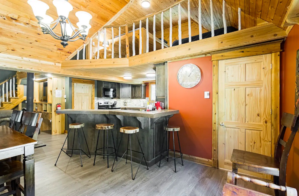 Bar and kitchen area of Airbnb mountain getaway