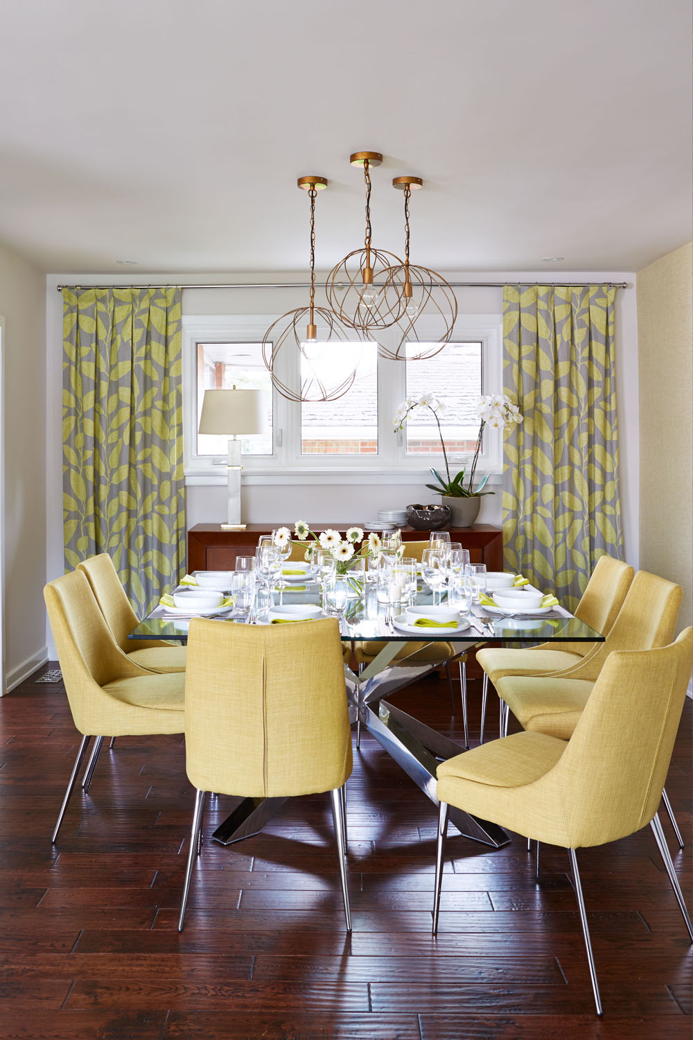 sarah richardson real potential yellow dining room