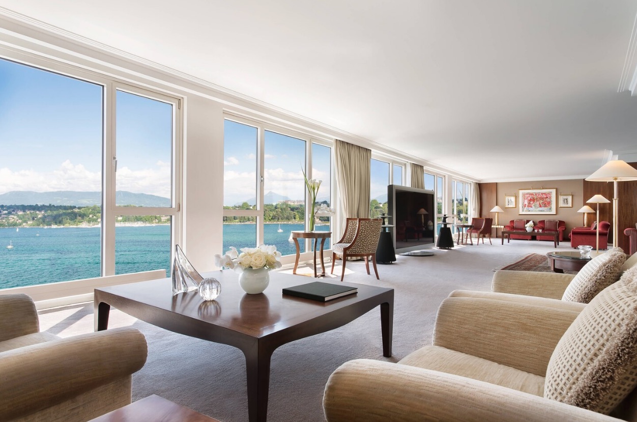 Royal Penthouse Suite, Hotel President Wilson