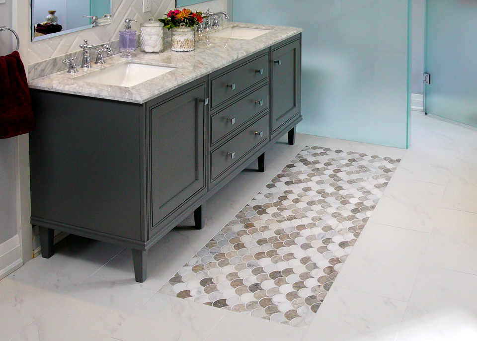 Spa bathroom with grey vanity