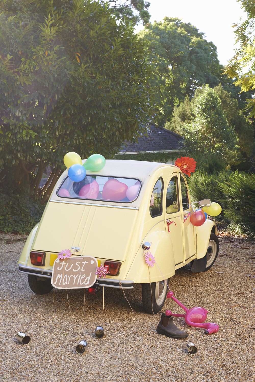 Vintage car decorated for wedding