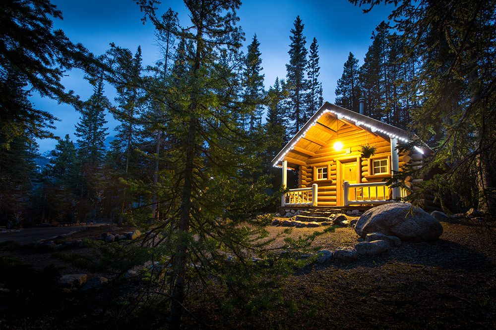 Storm Mountain Lodge cabin at night