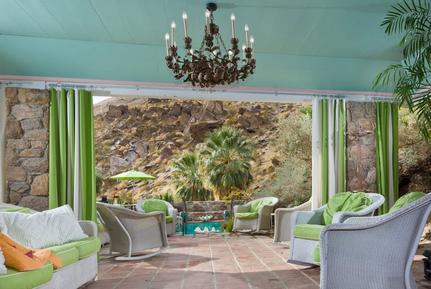 Suzanne Somers lists quirky Palm Springs home
