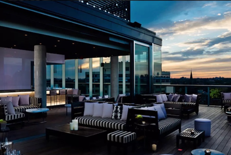 Toronto: ‘Thompson Luxury Hotel’