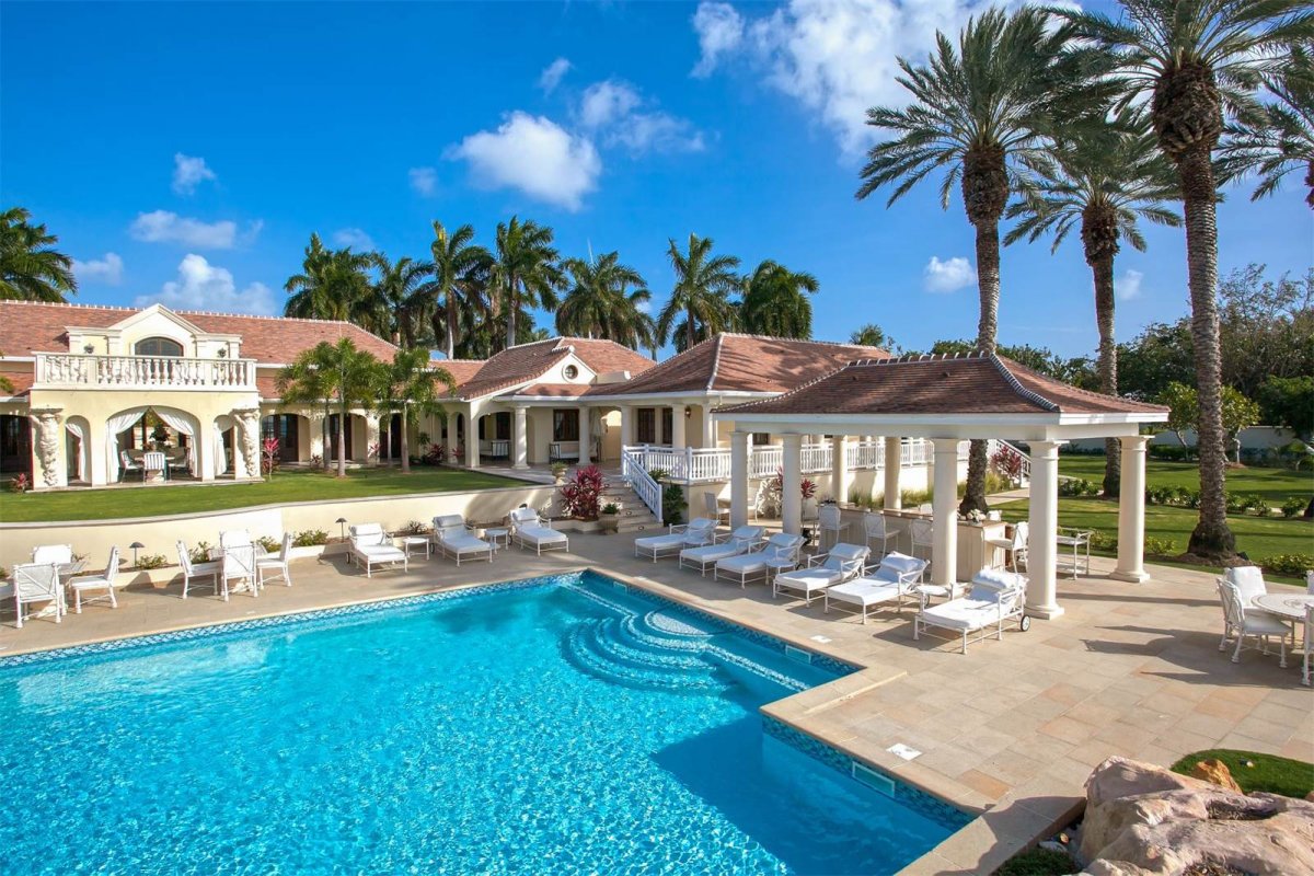 Pool and cabanas in Donald Trump's St. Martin vacation home