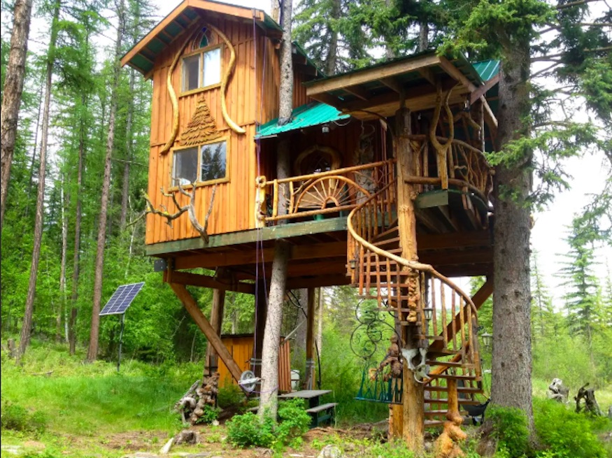Unique Treehouse