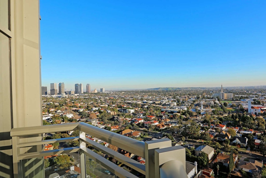 View from L.A. penthouse formerly owned by Yolanda Hadid