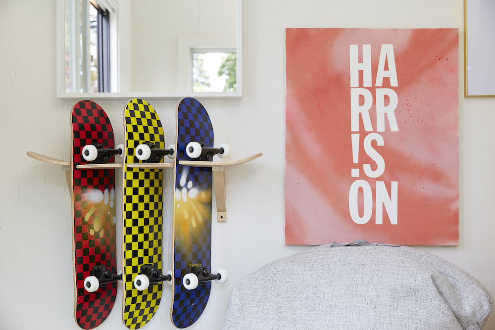 Customized skateboard shelf
