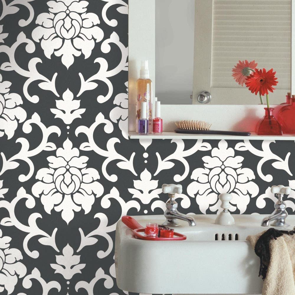Black and white damask wallpaper in bathroom