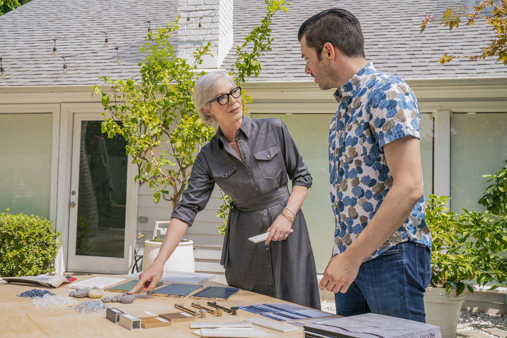 Allison Janney and Jonathan Scott select kitchen marble and floor tiles in the backyard