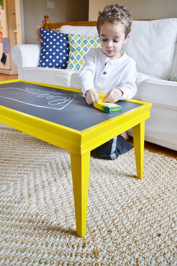 DIY coffee table/chalkboard for kids in living room
