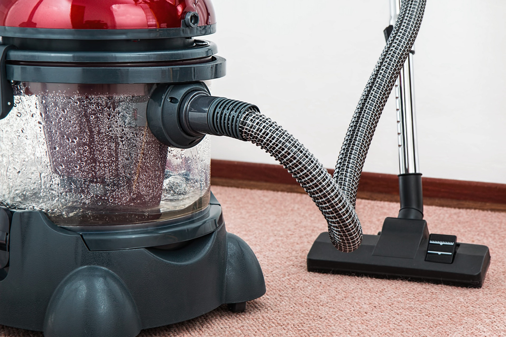 A vacuum with detachable pieces