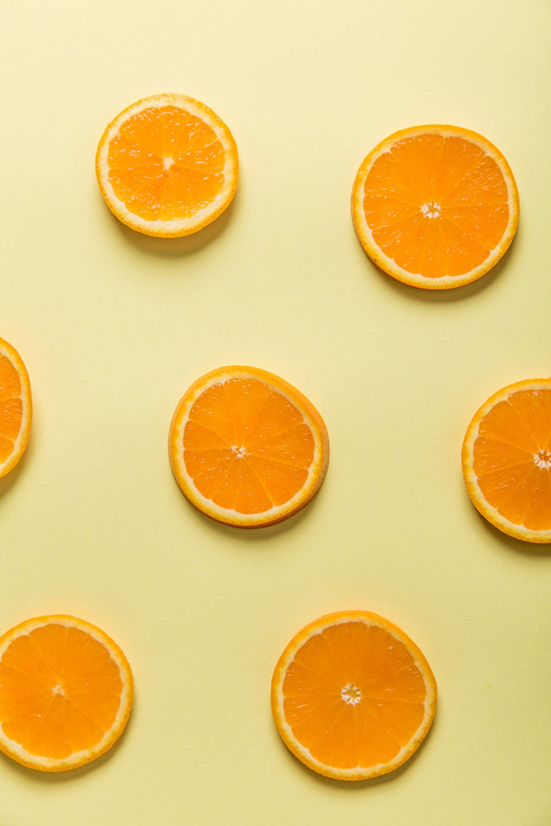 A bunch of orange citrus peels