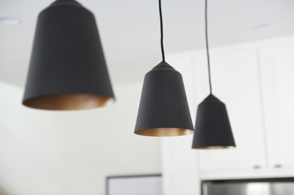three black kitchen pendant lights