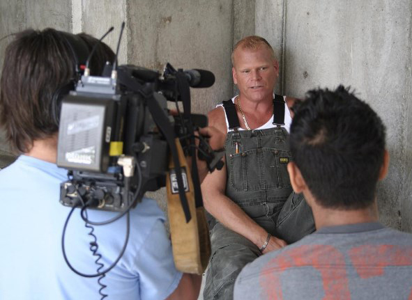Mike Holmes filming on