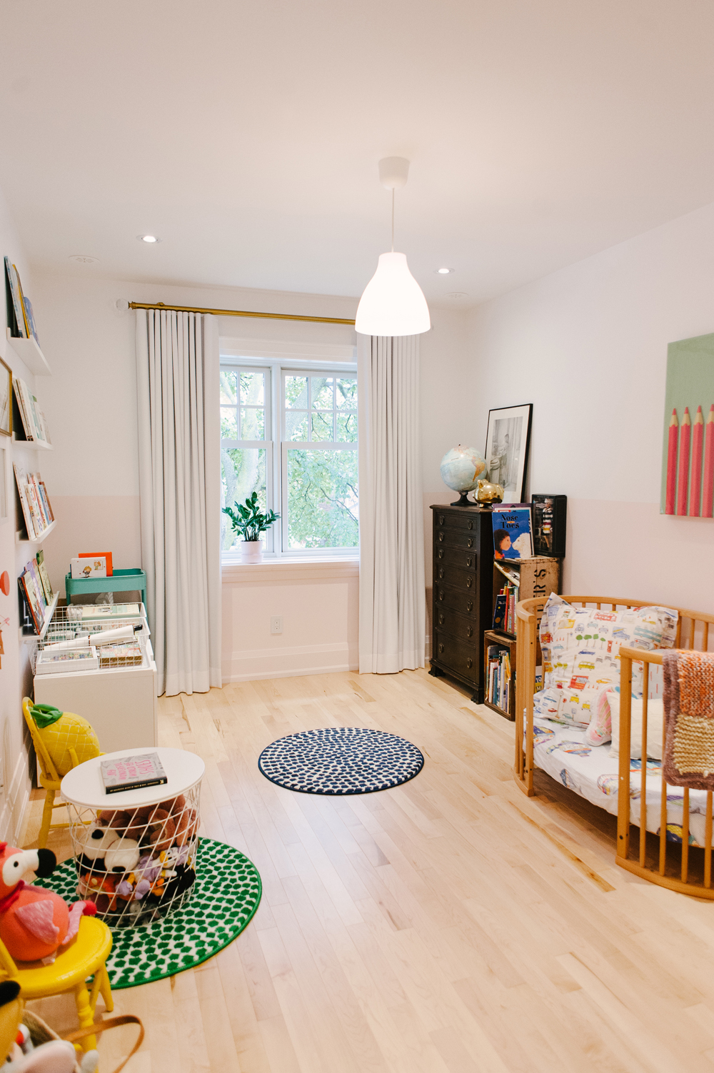 Child's room with books and stuffed animals
