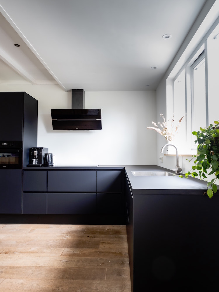Kitchen Cabinet Trends For 2021, Dark Grey Distressed Kitchen Cabinets Canada