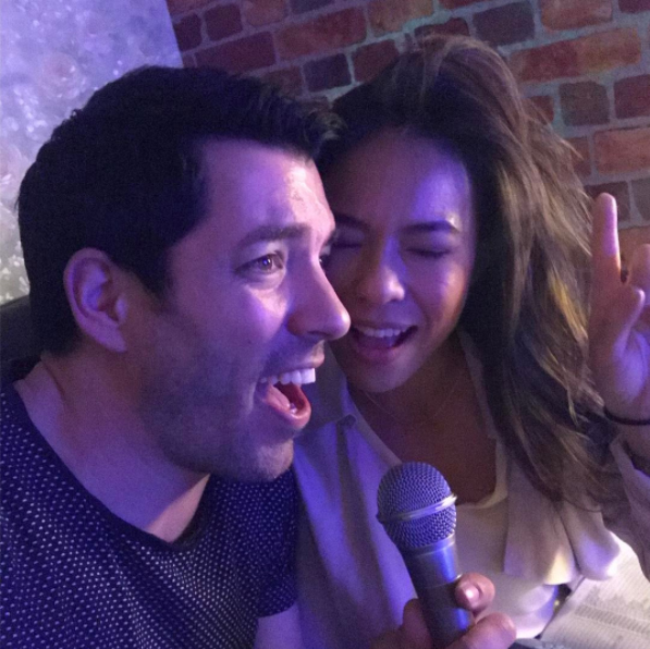 Drew Scott and his fiancee love Karaoke.