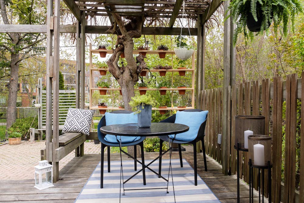 outdoor seating space with garden
