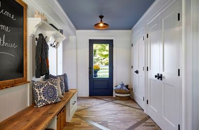 11 Modern Mudroom Designs That Will Inspire You to Start Renovating ...