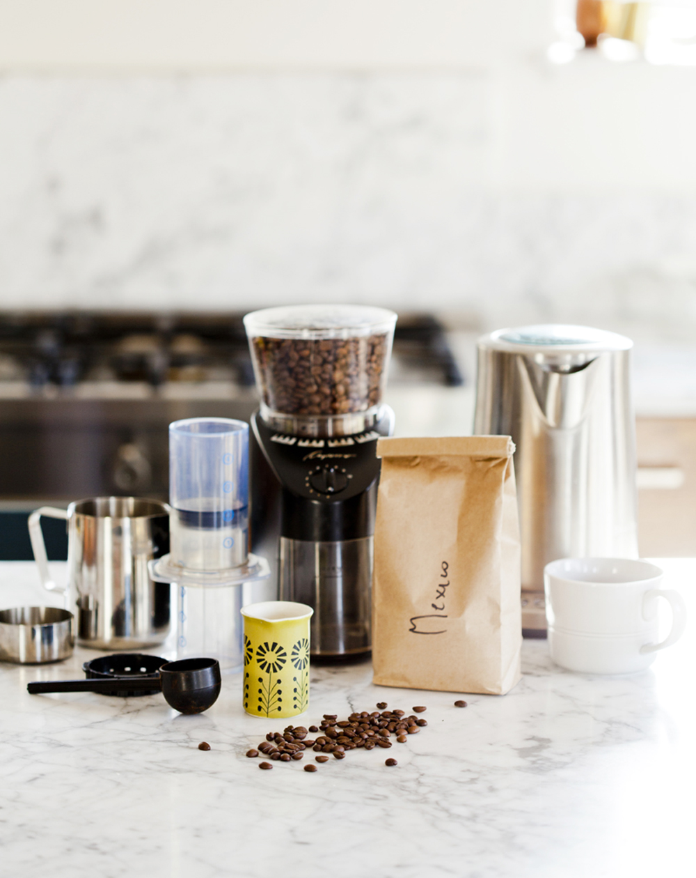A section in a renovated kitchen entirely dedicated to coffee and accompanying appliances