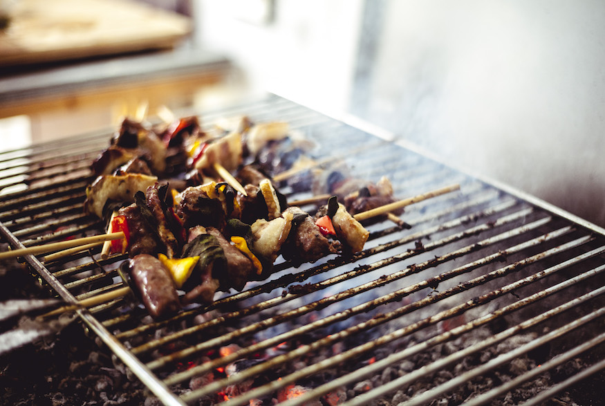 Let vinegar sit on your barbecue grill to enable an easier clean for this tricky surface.
