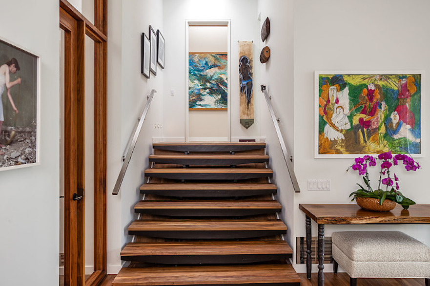 Staircase of mid-century modern Toronto-area lakefront home