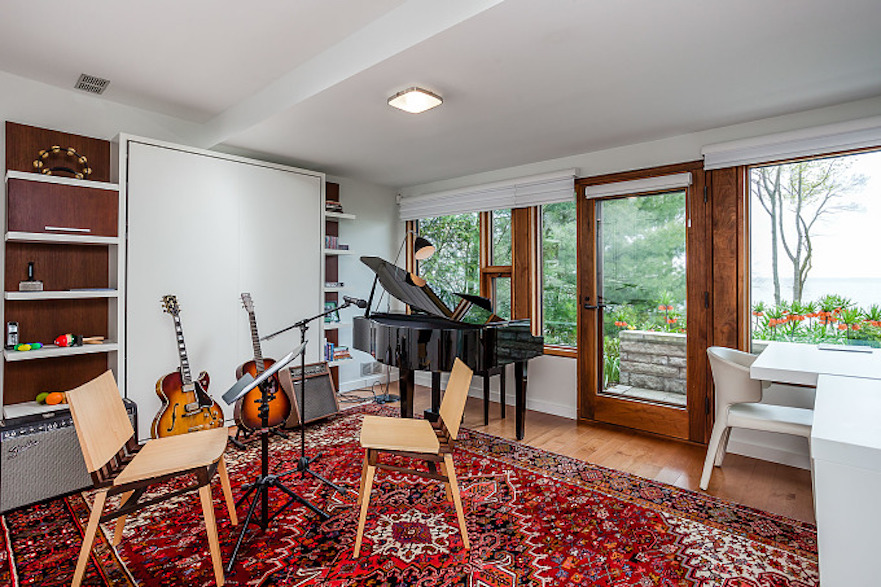 Music room of mid-century modern Toronto-area lakefront home