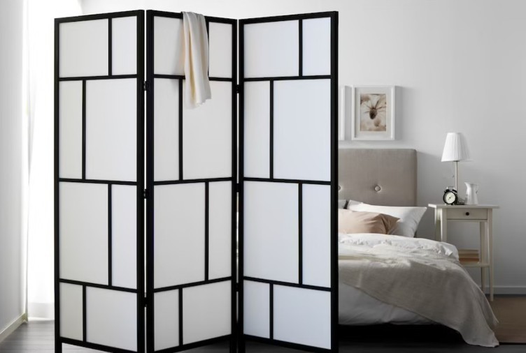 The Best Room Dividers Of 2022 For Multipurpose Spaces HGTV Canada   Room Divider Feature Image 