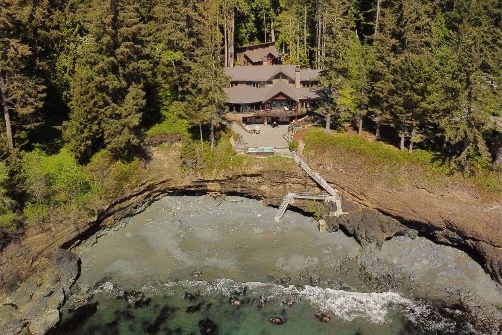 A birds eye view of a luxury cottage in Southern Vancouver island.